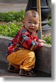 images/Asia/Vietnam/Hanoi/People/Children/toddler-boy-w-mohawk-10.jpg