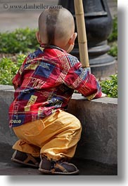 images/Asia/Vietnam/Hanoi/People/Children/toddler-boy-w-mohawk-11.jpg