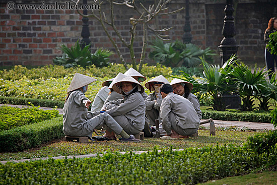 gardening-women-in-grey-w-white-conical-hats-3.jpg