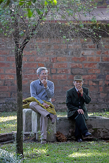 two-men-sitting-n-smoking-2.jpg