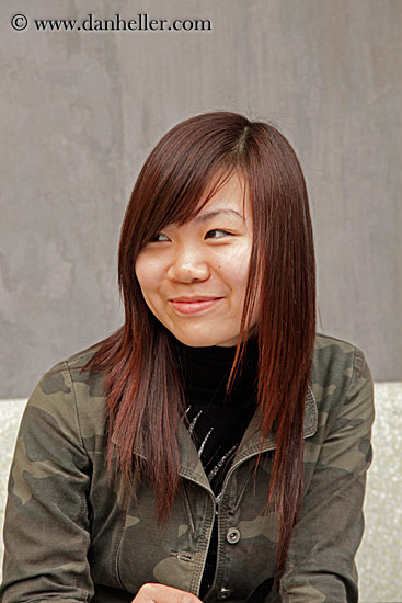 portrait-of-woman-02.jpg