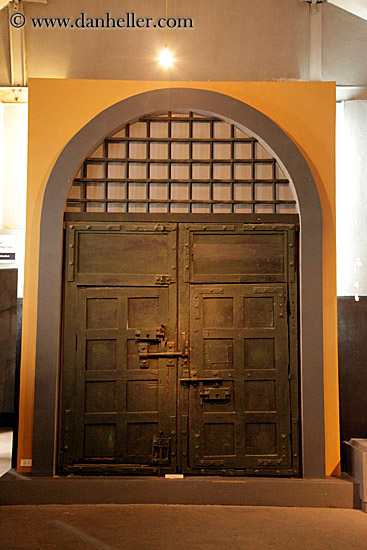 arched-door.jpg