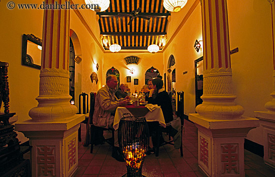 restaurant-7.jpg