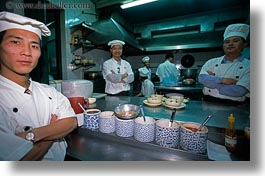 images/Asia/Vietnam/Hanoi/Restaurant/restaurant-cooks-1.jpg