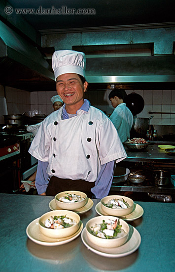 restaurant-cooks-4.jpg