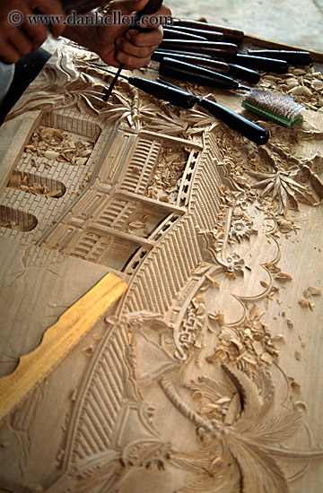 wood-carving-04.jpg