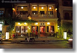 images/Asia/Vietnam/HoiAn/Buildings/tam_tam-cafe-nite-2.jpg