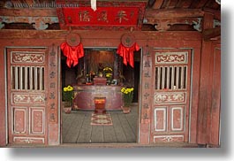 images/Asia/Vietnam/HoiAn/Buildings/wood-entry.jpg