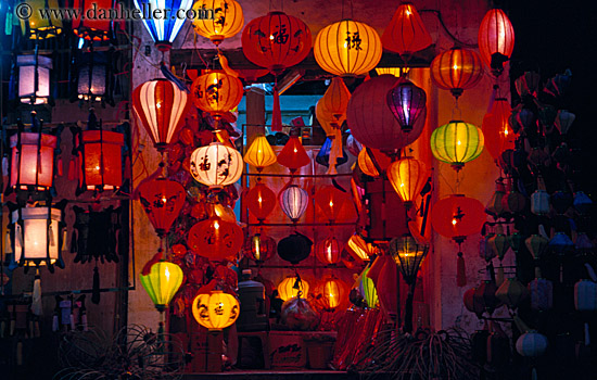 lantern-store-3.jpg