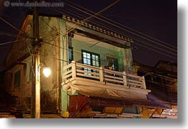 images/Asia/Vietnam/HoiAn/Lanterns/street-light-glow-3.jpg
