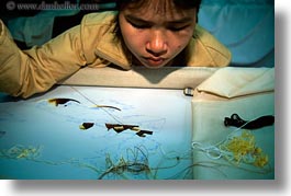 images/Asia/Vietnam/HoiAn/People/Kids/girl-doing-needlepoint.jpg