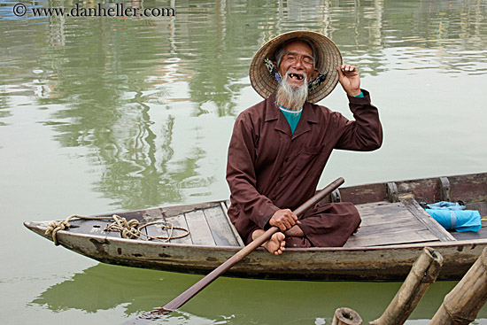 old-man-in-boat-w-beard-4.jpg