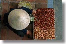 images/Asia/Vietnam/HoiAn/People/Women/downview-of-conical-hat.jpg