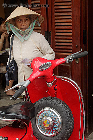old-woman-n-red-moped.jpg