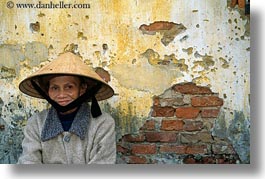images/Asia/Vietnam/HoiAn/People/Women/old-woman-smiling-7.jpg