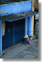 asia, conical, hats, hoi an, people, vertical, vietnam, womens, photograph