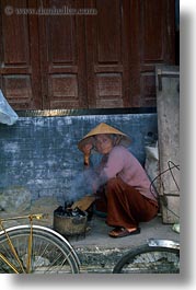 asia, conical, hats, hoi an, people, vertical, vietnam, womens, photograph