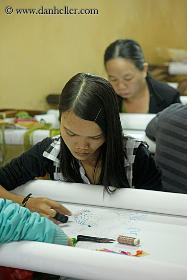 women-sewing-at-faifo-factory-3.jpg