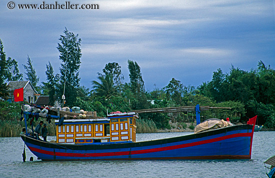 colorful-fishing-boats-1.jpg