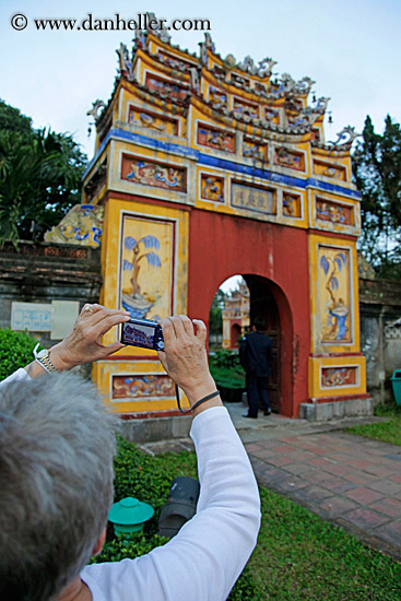 woman-photographing-red-door-pagoda.jpg