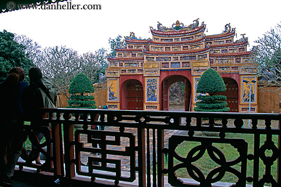ornate-colorful-gate-2.jpg