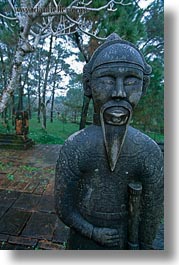 images/Asia/Vietnam/Hue/KhaiDinh/TuDucTomb/Statues/stone-soldier-statues-10.jpg