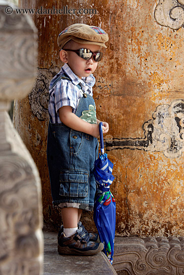 toddler-boy-w-sunglasses-n-umbrella-1.jpg