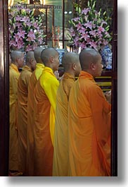 images/Asia/Vietnam/Hue/ThienMuPagoda/monks-praying-thru-doorway-03.jpg