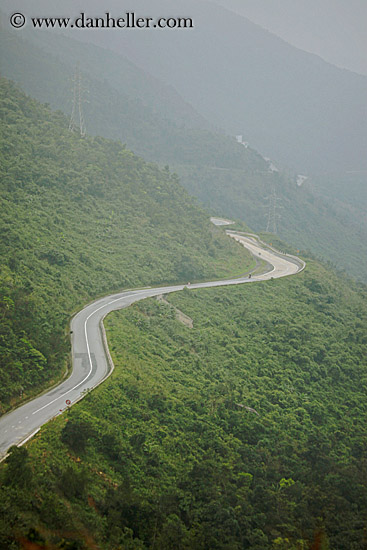 mountain-road-1.jpg