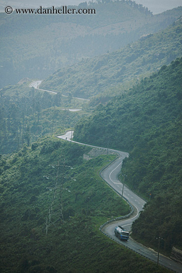 mountain-road-3.jpg