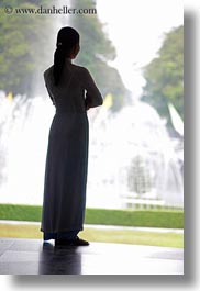 images/Asia/Vietnam/Saigon/People/woman-in-white-dress-2.jpg