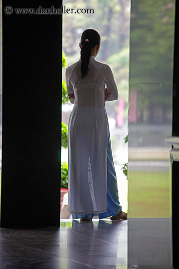 woman-in-white-dress-4.jpg