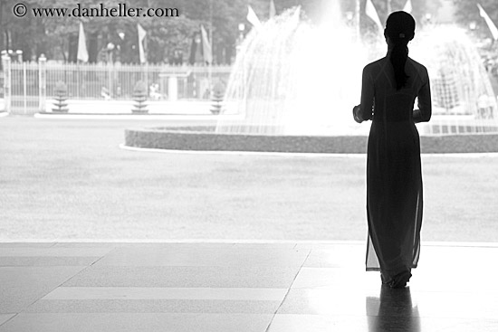 woman-silhouette-19-bw.jpg