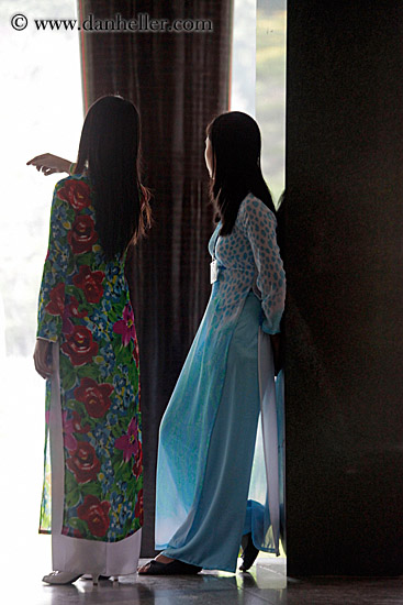 women-in-silk-dresses.jpg