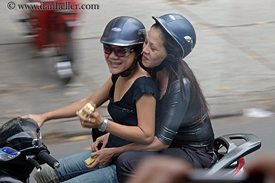 women-on-motorcycle.jpg