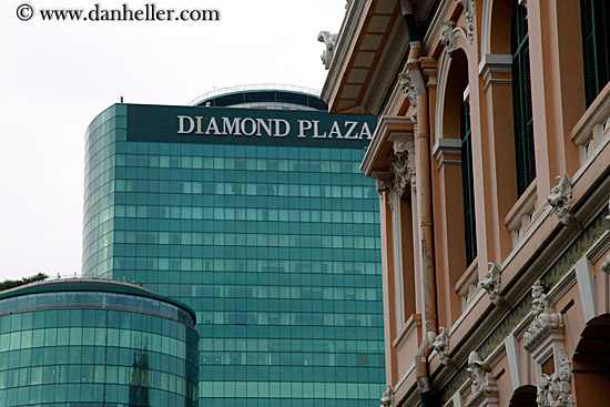 diamond-plaza-bldg-02.jpg