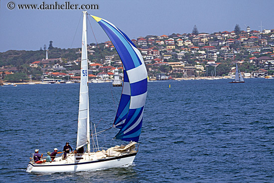 sailboat-4.jpg