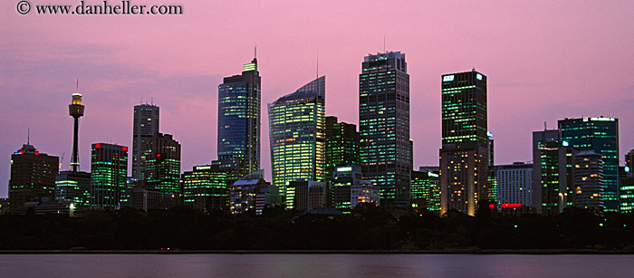 sydney-cityscape-dusk-pano.jpg