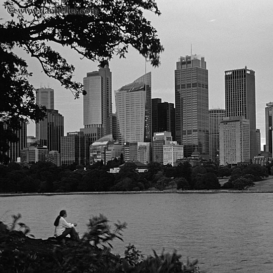sydney-cityscape-bw-04.jpg