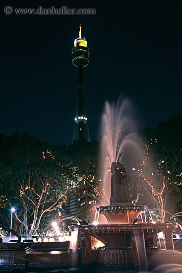 fountains-lights-nite-01.jpg