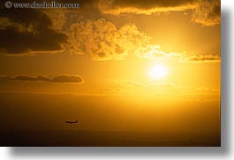 airplane, australia, clouds, horizontal, nature, sky, sun, sunsets, sydney, photograph