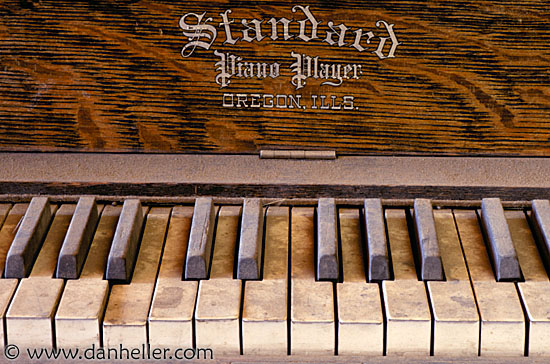 piano01.jpg