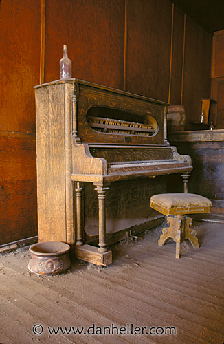 piano03.jpg