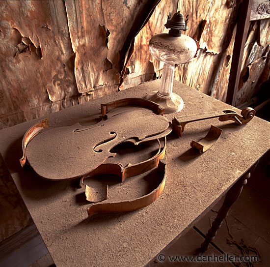 violin-a.jpg