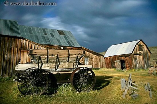 stagecoach-n-barn-nite-2.jpg