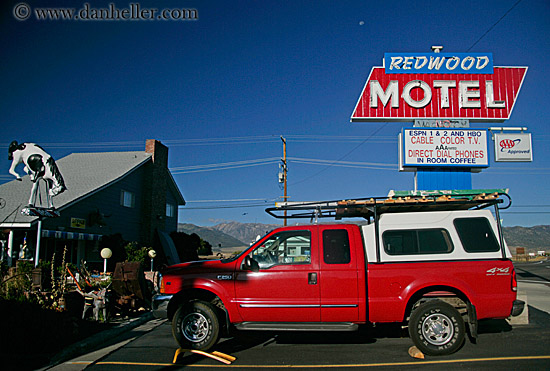 red-truck-n-redwood-hotel.jpg