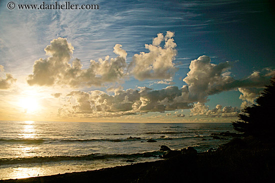 beach-ocean-sunset-clouds-2.jpg