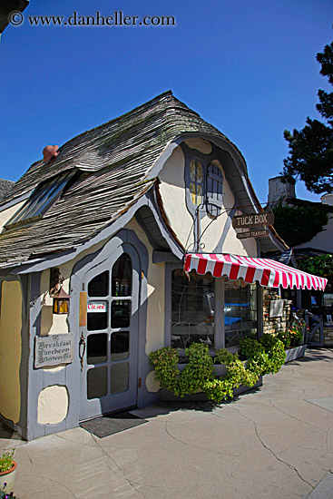 tuck-box-hobbit-house.jpg