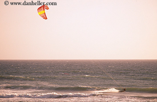 kite-surfing-02.jpg