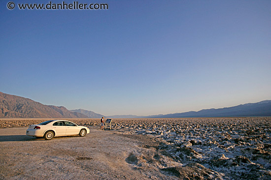 devils-golf-course-car.jpg